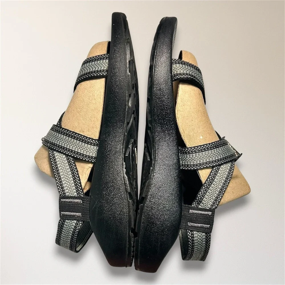 Chaco Z1 Classic Mens 9 Sport Sandals Black Grey‎ Adjustable Straps Hiking Water